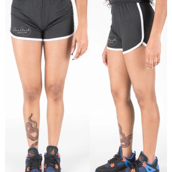 Sweetest Addiction Booty Shorts - Picture 2 of 4